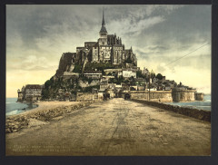 South front from the dike, Mont St. Michel, France-LCCN2001698477