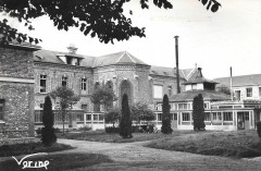 L3176 - Lagny-sur-Marne - Vue des jardins de l'hôpital -
													77 Seine et Marne
												