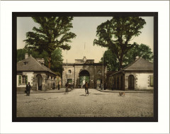 Morbihan Gate Lorient France -
													56 Morbihan
												
