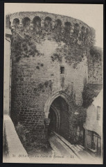 Carte postale ancienne Dinan - La Porte de Zerzual
                                                                     à Dinan
                                