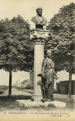 Saint-Brieuc - Monument du docteur Rochard 1819-1896 à Saint-Brieuc