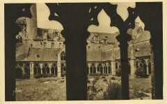 Tréguier - Cloître 1461 -
																					22220 Tréguier
																			