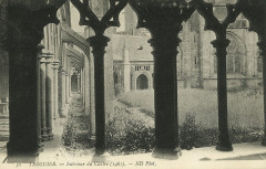 Tréguier - Intérieur du Cloître 1461 à Tréguier