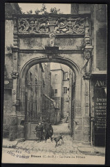 Dinan - Porte du pélican à Dinan