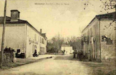 Moustey (Landes) - rue du centre 3