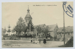 2445. Baillé (I.-et-V.). L'église et la place.