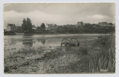 Bais (I.-et-V.). Environs de Bais : Etang de Carcraon.