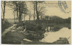 4112. Bazouges-la-Pérouse (I.-et-V.). Bords de l'étang de Ville-Cartier. Chemin de la digue