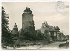 Vue Generale du Château de Châtaeugiron.
