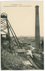 9 Coesmes (I.-et-V.) - Ardoisières du Plessis - Un Puits d'extraction.