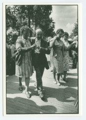 Assemblée de la Bouèze Combourg (35) - 4 juin 1989 - La danse.
