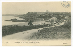266 Dinard. _ La Rue et les Bains du Prieuré.