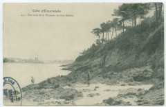 443 - Une anse de la Vicomté. Au loin Solidor.
