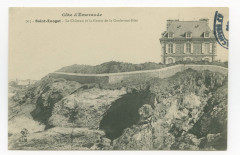 705. - St-Enogat - Le Château et la Grotte de la Goule-aux-Fées