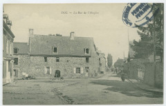Dol - La Rue de l'Hospice.