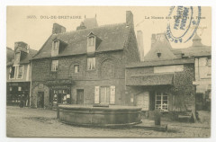 1675. Dol-De-Bretagne. La Maison des Plaids et la Poste. -
													35 Ille et Vilaine
												