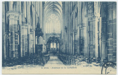 3. Dol - Intérieur de la Cathédrale.
