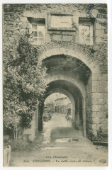 1806. Fougeres - La vieille entrée du château.