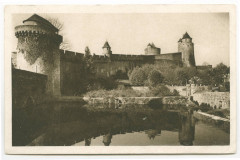 473  Fougeres - Le  château.