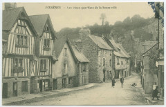 Fougeres _ Les vieux quartiers de la basse-ville.