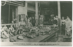 Manufacture E. Pacory - Salle de réception de la chaussure (guichet H.).