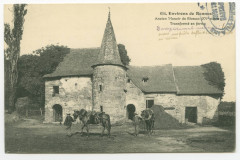 614. Environs de Rennes. Ancien Manoir de Blossac (XVe siècle). Transformé en ferme.