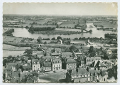 11 _ Martigne-Ferchaud (I.-et-V.) - Centre du Bourg et l'Etang. -
													35 Ille et Vilaine
												