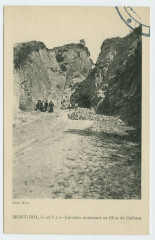 Mont-Dol (I.-et-V.)._ Carrière entamant un filon de diabase -
													35 Ille et Vilaine
												