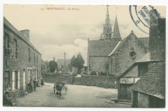 45. - Monthault. - Le Bourg.
