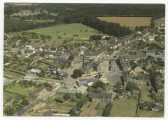 En Bretagne, le bourg de Pleugueneuc 35720, le château de la Bourbansais.