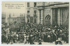 Rennes - Entréeé de Sa Grandeur Mgr Dubourg. Le Maire et les Autorités à la Métropole.