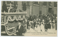 Funérailles du Cardinal DUBOURG, Rennes le 28 Septembre 1921 - Le Char Funèbre, Place du Palais.