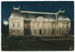 Rennes (35). - Le Palais de Justice illuminé.. -
													35 Ille et Vilaine
												