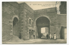 38  Saint-Malo - La porte Saint-Thomas. Saint-Thomas gate.