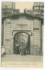 158  Saint-Malo - La porte de Dinan.
