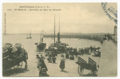 351. Saint-Malo - Arrivée du bac de Dinard.