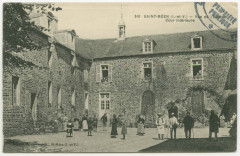 510 Saint-Meen (I.-et-V.) - Vue de l'Hôpital. Cour intérieure.