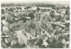 [Vue aérienne du Bourg de Vern-sur-Seiche] -
													35 Ille et Vilaine
												