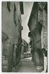 43.- Vitré (I.-et-V.).- Vieilles maisons -  Rue Saint-louis.