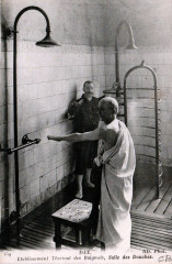 Dax (Landes) - Douches 4