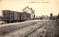 Milly-la-Forêt (77), la gare du Tsm