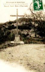 Le Beaucet Croix des Englavaux dans la Valsainte