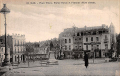 Dax (Landes) - Place Thiers 8