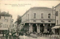 Dax (Landes) - place de la Fontaine chaude - Café de Bordeaux 1b