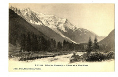 Haute-Savoie Vallée de Chamonix L'Arve et le Mont-Blanc