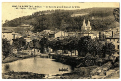 Ardèche La Louvesc Lac du Grand Lieu et la Ville