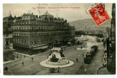 Drôme Valence Panorama de la Place de la République animé train à Valence