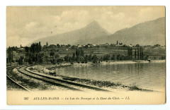Savoie Aix-les-Bains Le Lac du Bourget et la Dent du Chat à Aix-les-Bains