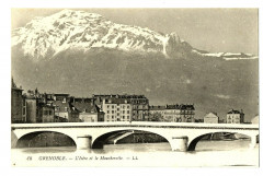 Isère Grenoble L'Isère et le Moucherotte à Grenoble