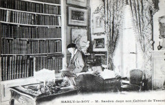 Marly Le Roy M.sardou Dans Son Cabinet De Travail (Gros Plan